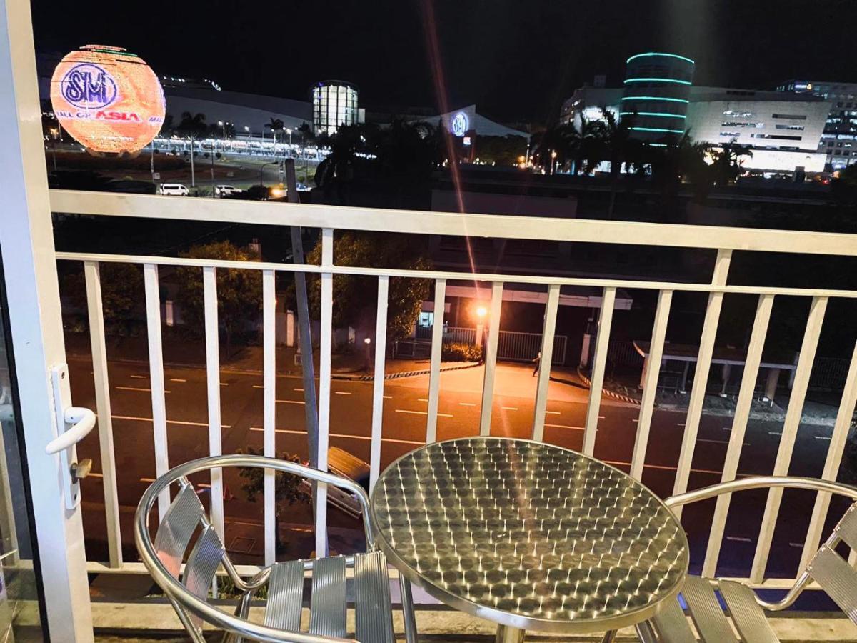 Sea 2-Br Unit With Free Parking Near Mall Of Asia Pasay Dış mekan fotoğraf