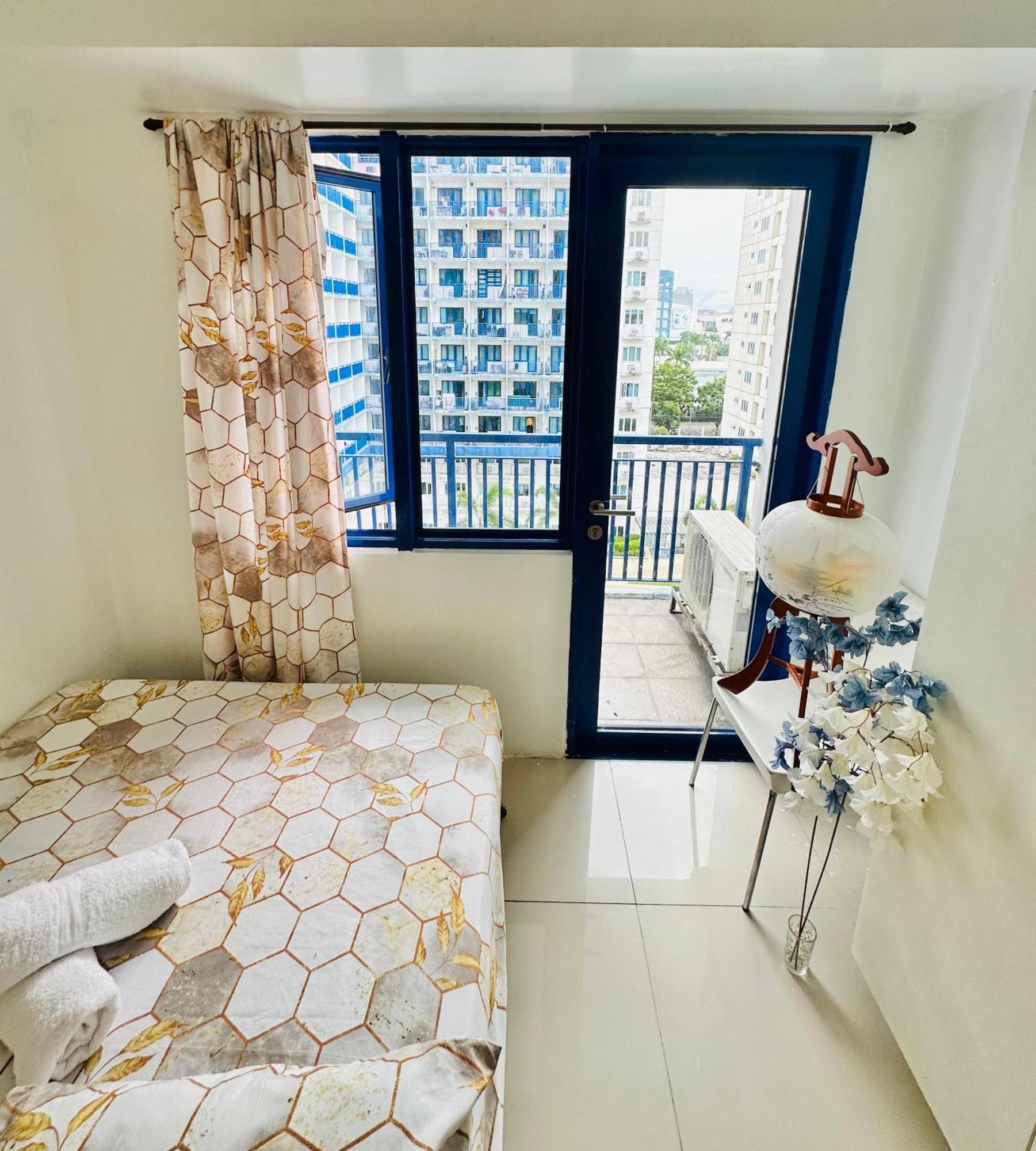Sea 2-Br Unit With Free Parking Near Mall Of Asia Pasay Dış mekan fotoğraf